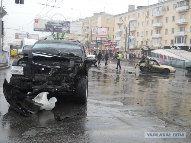 Очередной мажор на джипе совершил ДТП