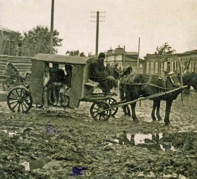 История в фотографиях
