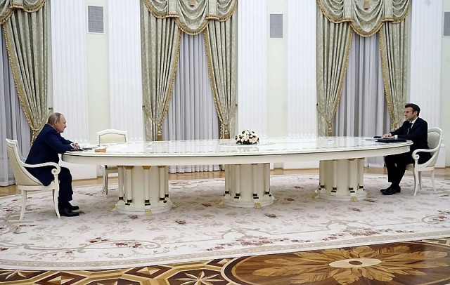 12 стульев