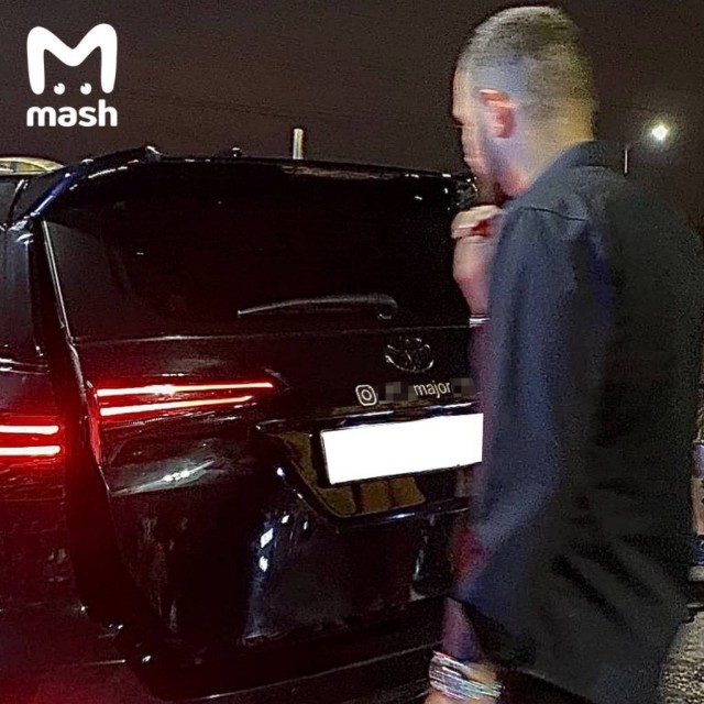 деловой стиль в сериалах. констанс сплетница. дианна агрон малавита. анна андрусенко и прилучный. молодые мажоры.