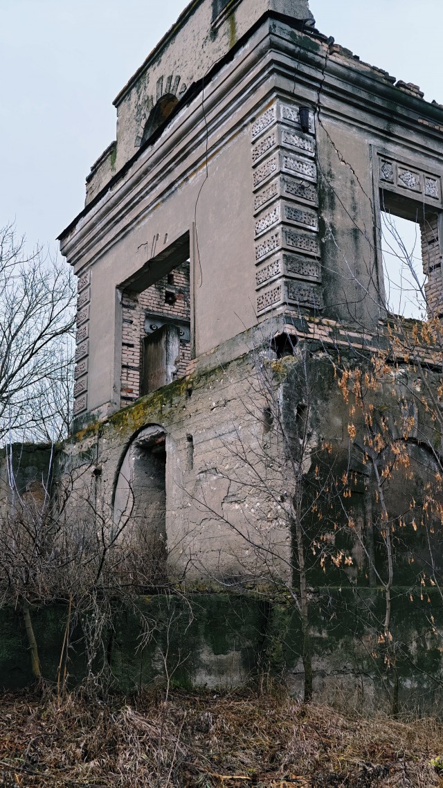 Разрушенные Киятская и Деушевская ГЭС.