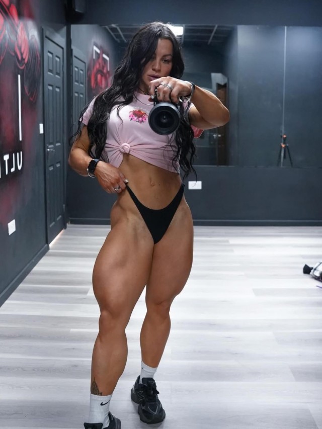 Сильные и независимые дамы