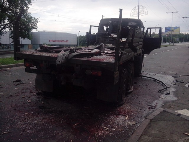 Начался обстрел аэродрома и окрестностей в Донецке