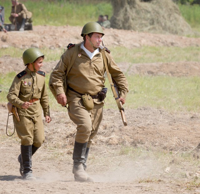 От поражения до победы. 1941-1944 реконструкция.