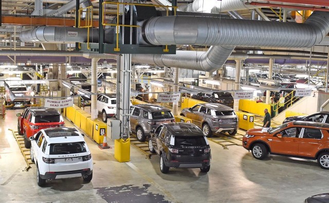 Экскурсия по заводу Land Rover