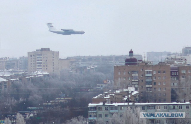 Низколетящий самолет над Оренбургом (п. Степной)