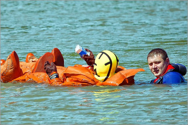 Тренировка космонавтов. "Водные процедуры"