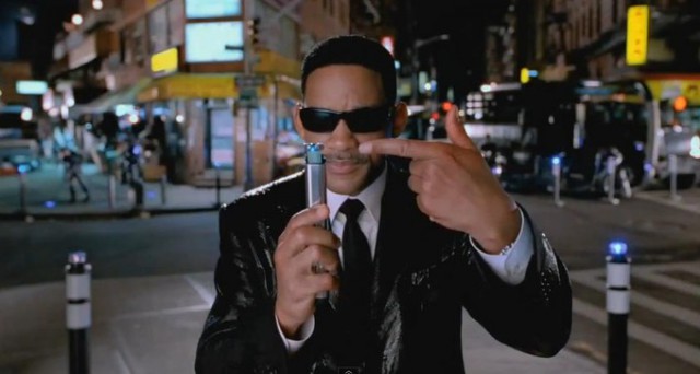 Непонятные вспышки над Уфой