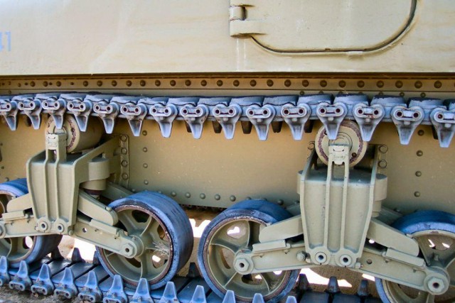 Полугусеничный мотоцикл – артиллерийский тягач времен 2-й мировой войны