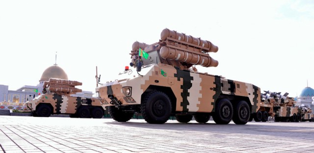 Военный парад в Туркмении