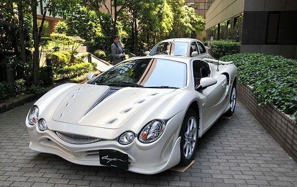 Mitsuoka Orochi Gold Premium - на всех не хватит