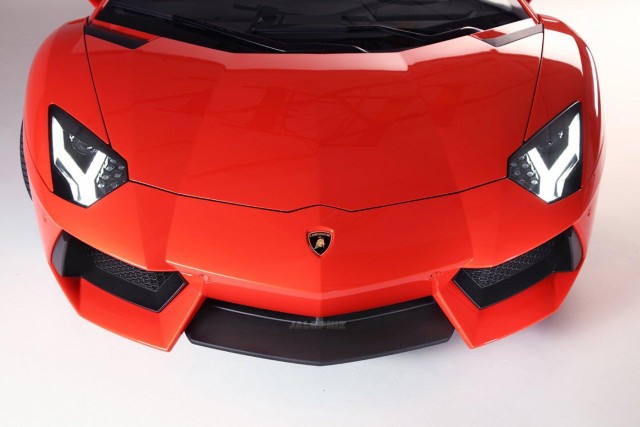 Рассекречен Lamborghini Aventador LP700-4!(7фот)