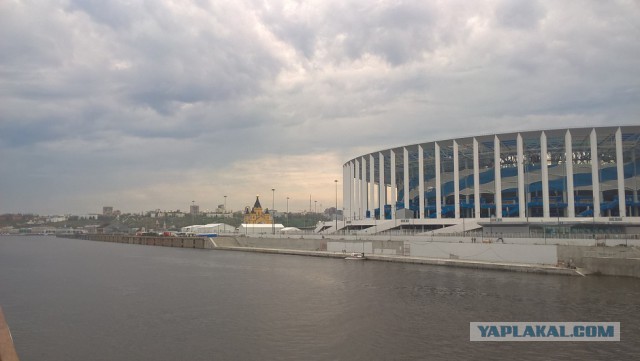 Волга и Ока сливаются вместе. Вид сверху