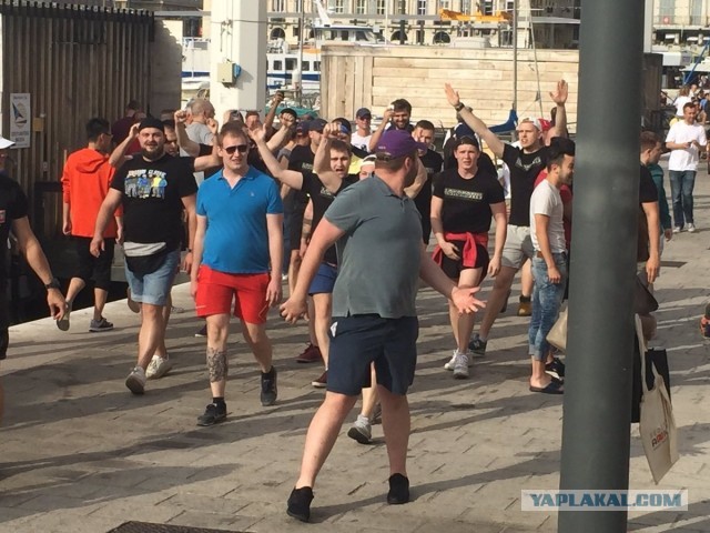 Чешские СМИ опубликовали копии паспортов сотрудников ГРУ, известных как Александр Петров и Руслан Боширов.