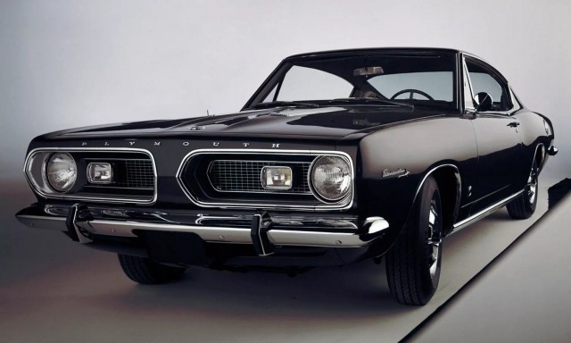 60 лет Plymouth Barracuda