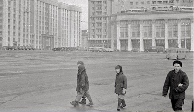 Москва и москвичи. Двадцатый век. 20.02.25