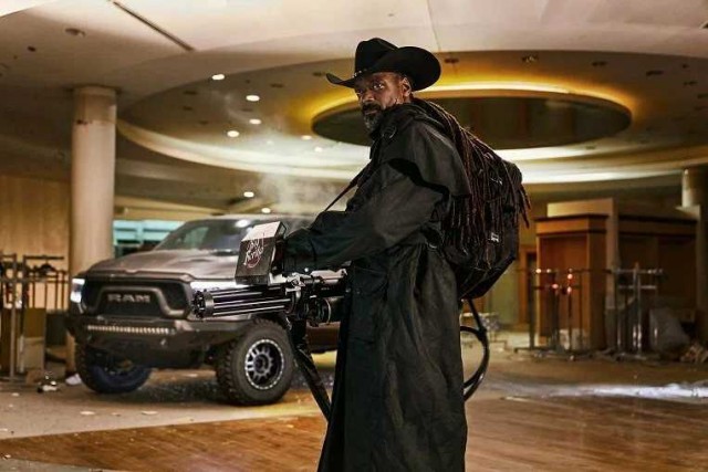 Снуп Дога просто попросили вручить на «Золотом глобусе» награду, но он сделал всё по-своему