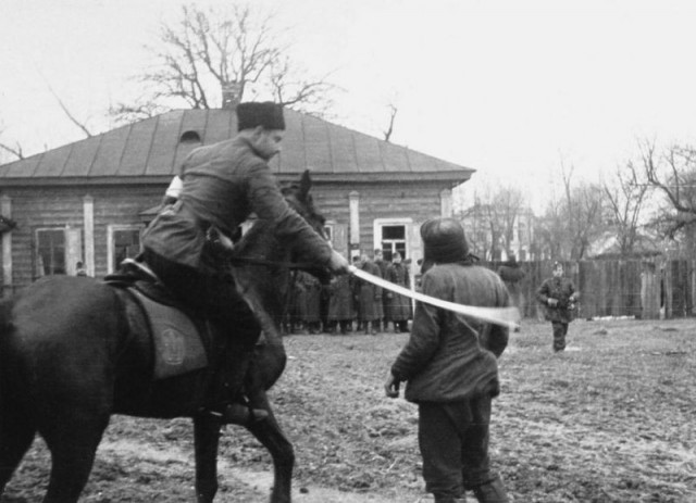 Мадьяр в плен не брать: Венгры творили такое, что даже жестокие немцы иногда вмешивались