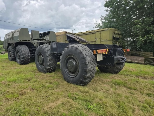 МАЗ-543 «Ураган» продают по цене старого Land Cruiser