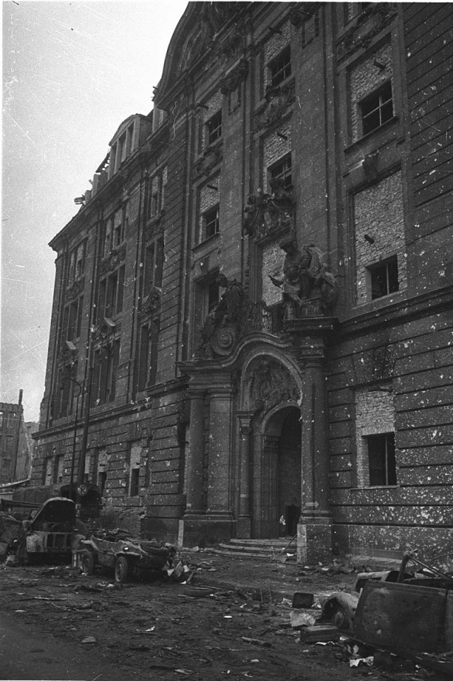 Берлинская операция. Апрель - май 1945 года.