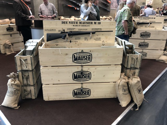 Поездка в Нюрнберг. Оружейная выставка IWA 2018