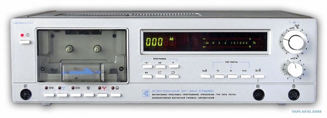 Ностальгия со скрипом и ремонтом: что было не так с советскими магнитофонами и почему они часто ломались?
