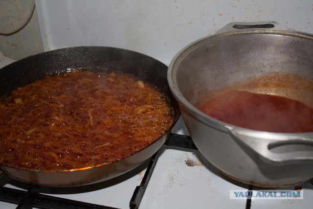 Фрикадельки в соусе томатном