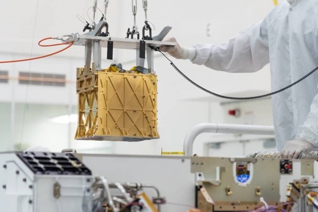 Марсоход Perseverance сумел впервые получить кислород из атмосферы Марса