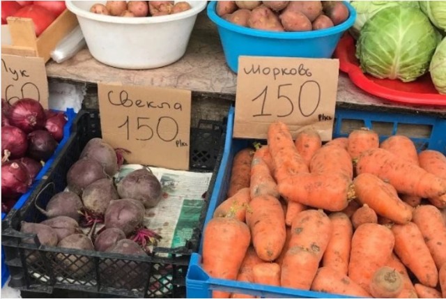 Русский борщ стал дороже на 300%: почему аграрии не могут обеспечить страну морковкой, свеклой и картошкой