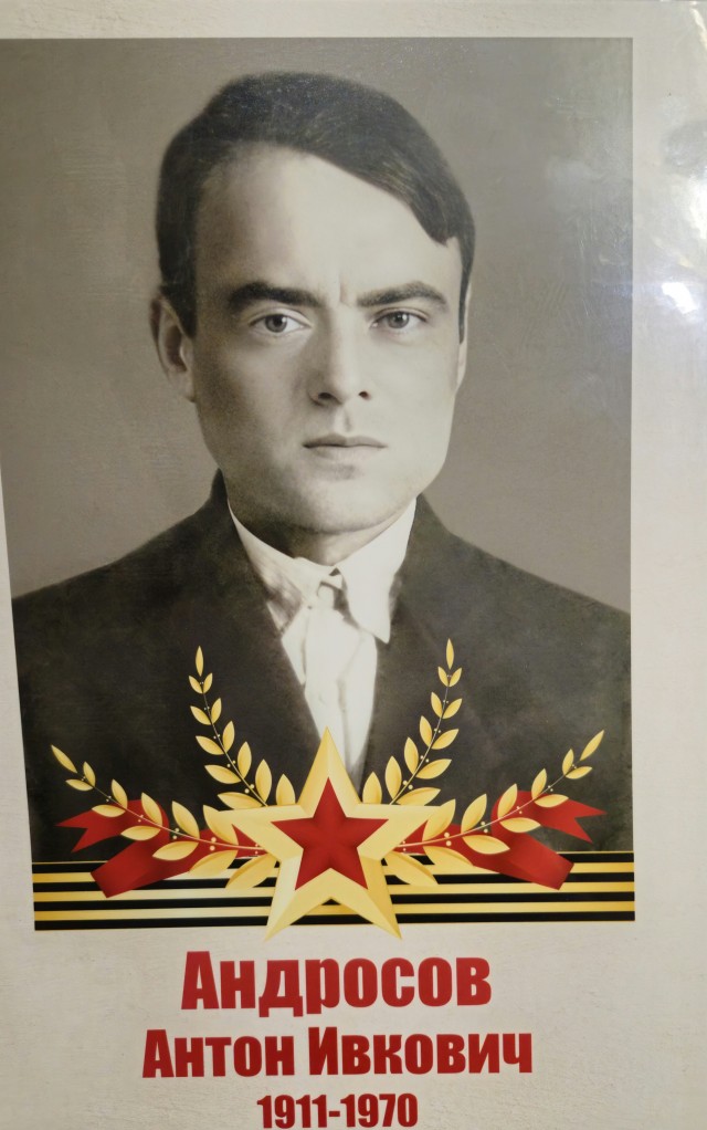 А давайте свой Бессмертный Полк сделаем? Я начинаю. Все таки канун Дня Победы