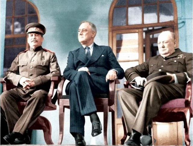 1943 год в фотографиях