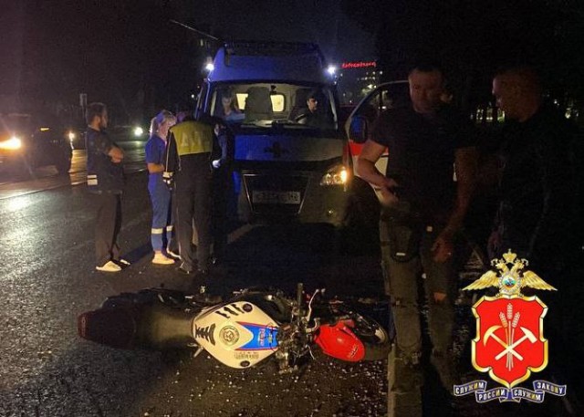 Инструктор авто-школы на мотоцикле насмерть сбил женщину в Новокузнецке