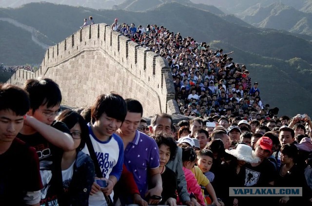 Обман «цивилизации Китая»: Почему нет туристических маршрутов вдоль «Китайской стены»?