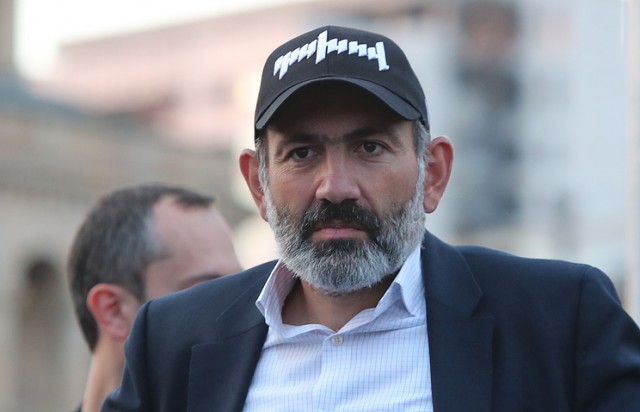 В журналиста Аркадия Бабченко стреляли. От полученных ранений он скончался