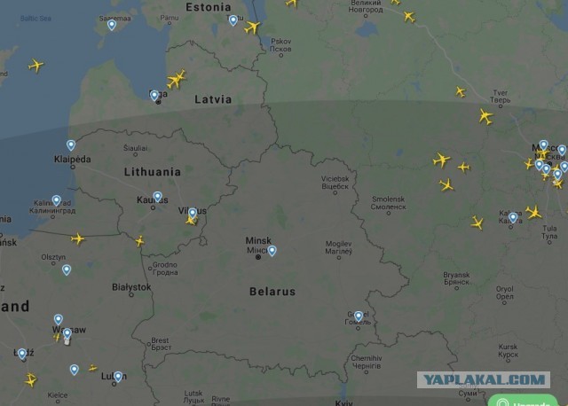 Саммит ЕС принял решение запретить белорусским авиакомпаниям полеты в Евросоюз и призвал отказаться от полетов над Беларусью