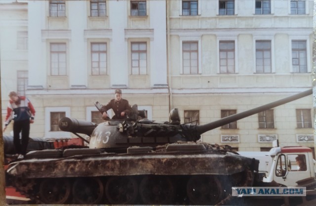 А давайте в честь праздника, выкладывать свои армейские фотки уважаемые яповцы