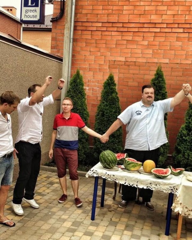 6 марта — день рождения Василия Уткина