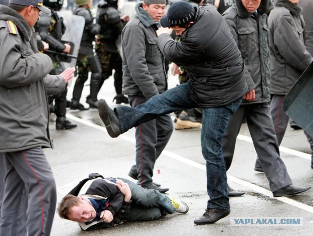 Кампания против памятника Каримову в Москве началась в интернете