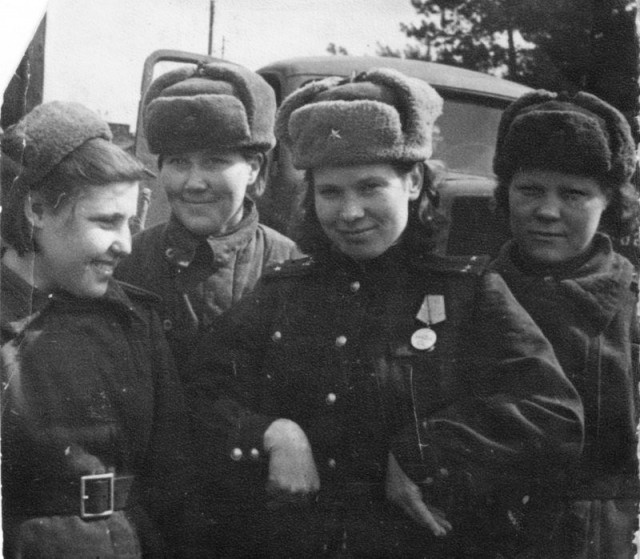 История в фотографиях