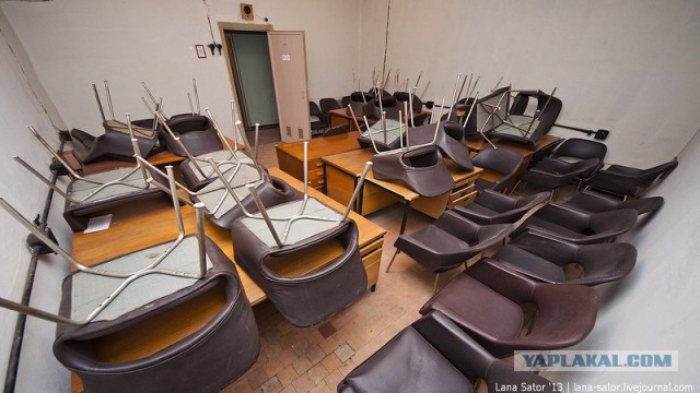 Прогулка по действующему бомбоубежищу