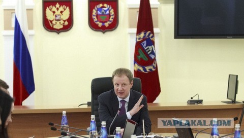 «Как может подрасти бедность?»: Томенко не поверил статистике по малоимущим на Алтае на фоне роста зарплат