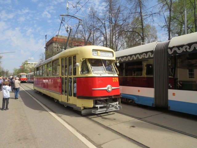 Парад трамваев в Москве вчера