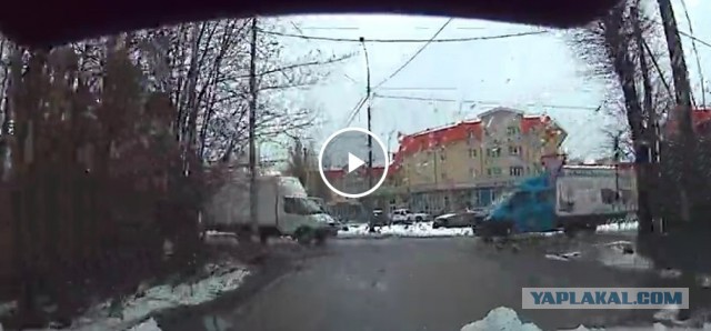 Господа! Помогите определить виновника ДТП.