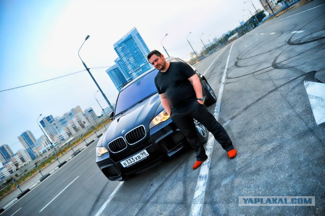 BMW коробку в спорт переключил