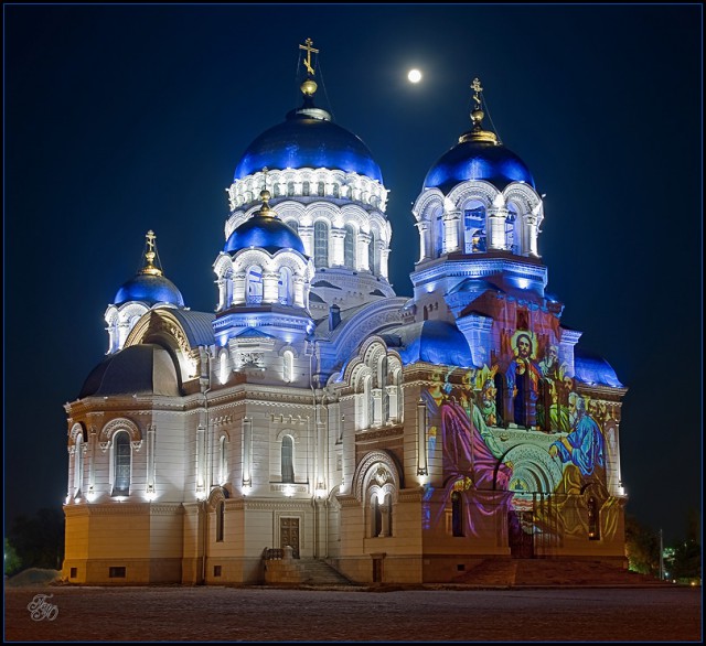 Самые красивые храмы России
