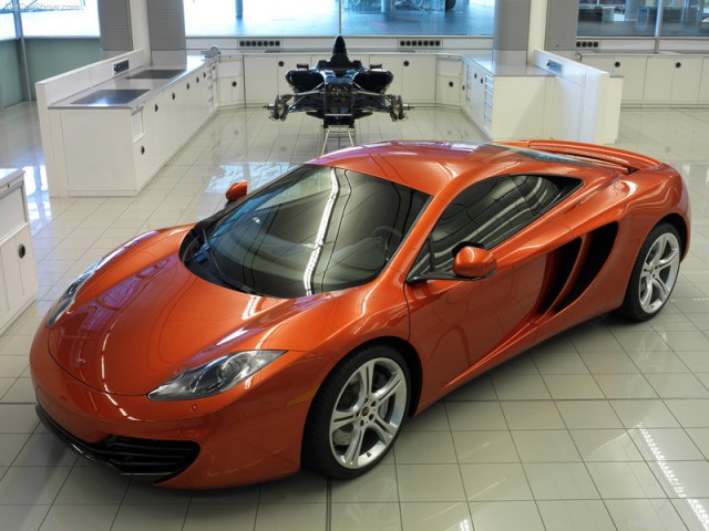 Mclaren Mp4-12c. Первые 9 фот.