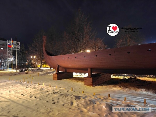 С драккаров в Выборге сняли леса. Их новый цвет понравился не всем