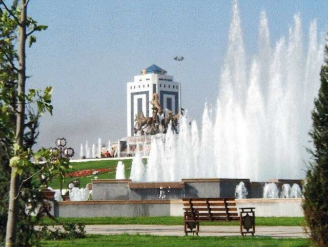Ашхабад Туркменистан: Закрытый город закрытой страны