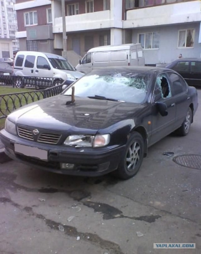 Месть у подъезда