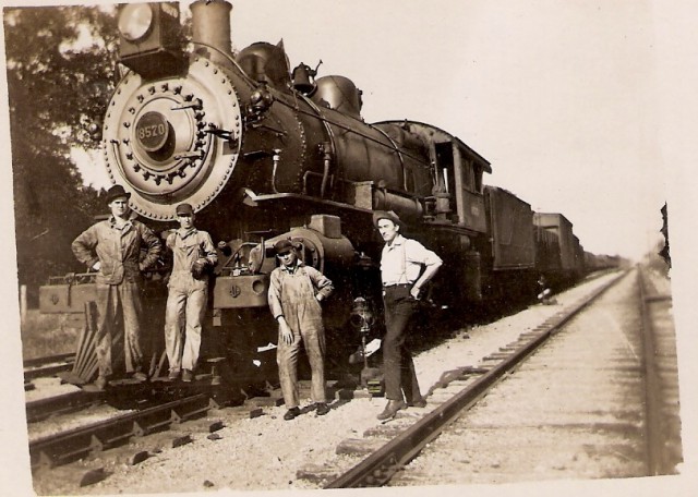История в фотографиях